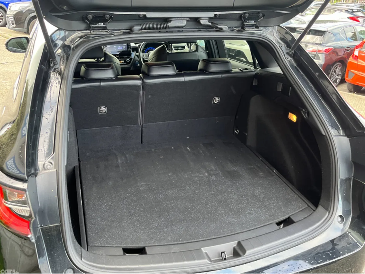 Toyota Corolla Estate, Petrol Hybrid, 2020, Black