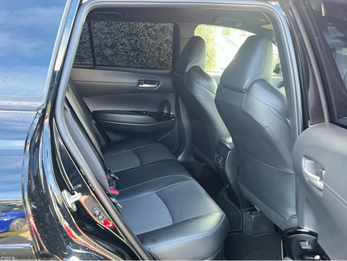 Toyota Corolla Cross SUV, Petrol Hybrid, 2023, Black