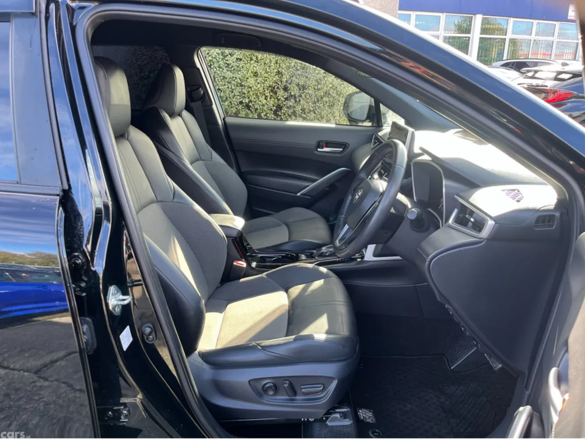 Toyota Corolla Cross SUV, Petrol Hybrid, 2023, Black