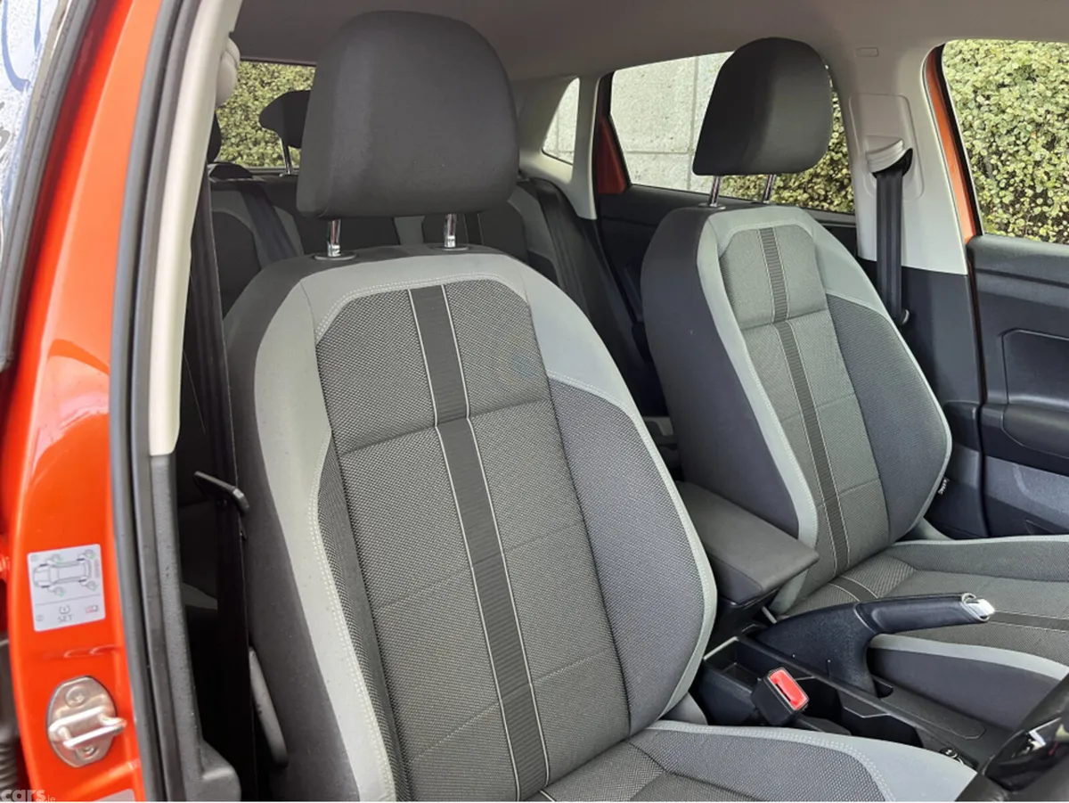 Volkswagen Polo Hatchback, Petrol, 2018, Orange