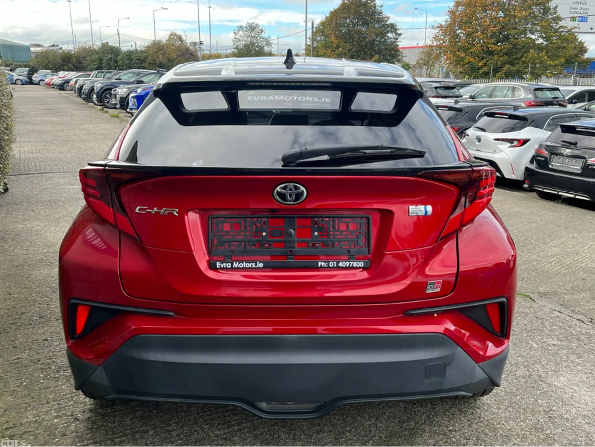 Toyota C-HR SUV, Petrol Hybrid, 2021, Red