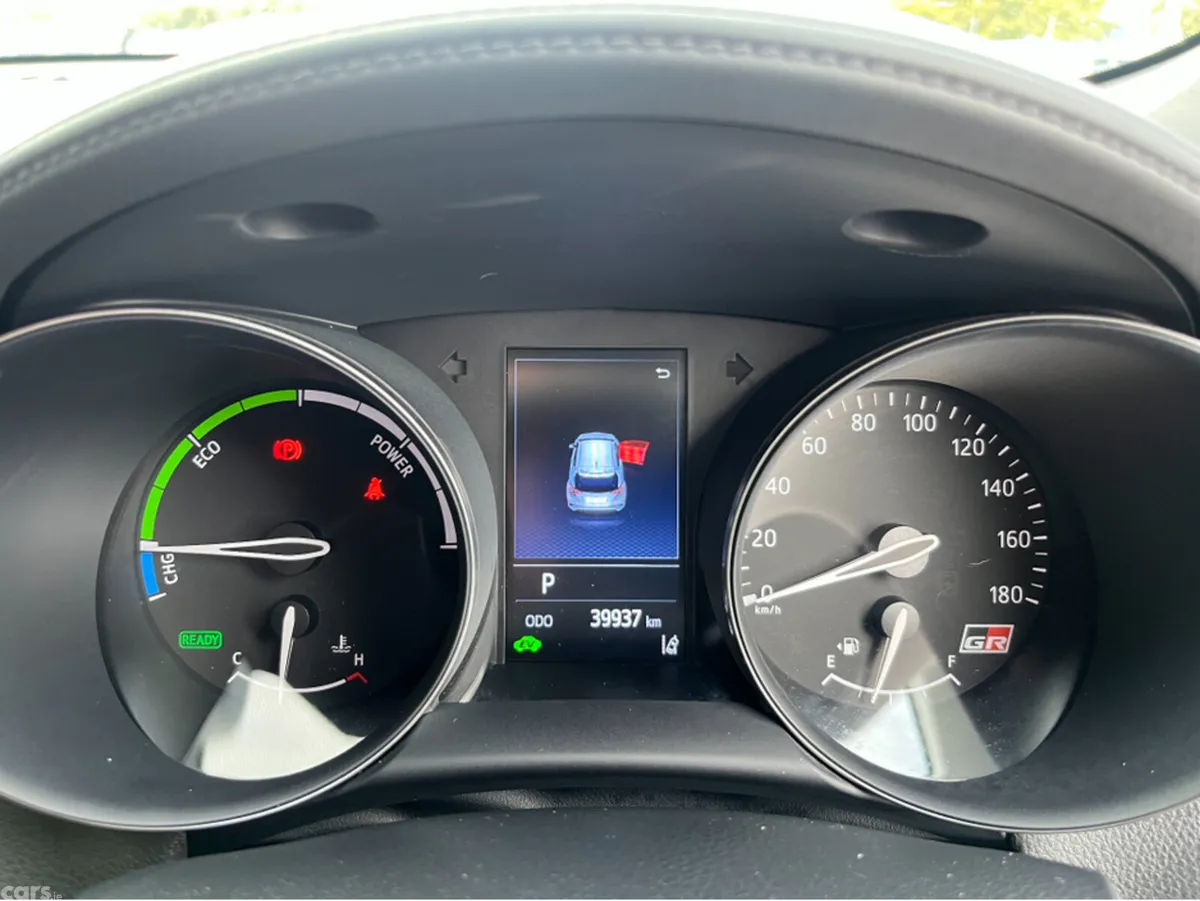 Toyota C-HR SUV, Petrol Hybrid, 2021, Red