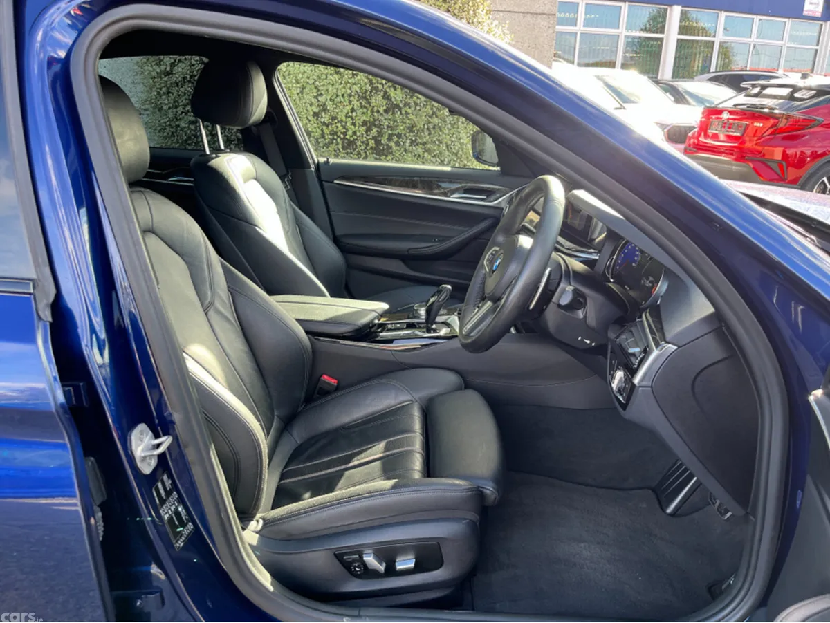 BMW 5-Series Saloon, Diesel, 2017, Blue