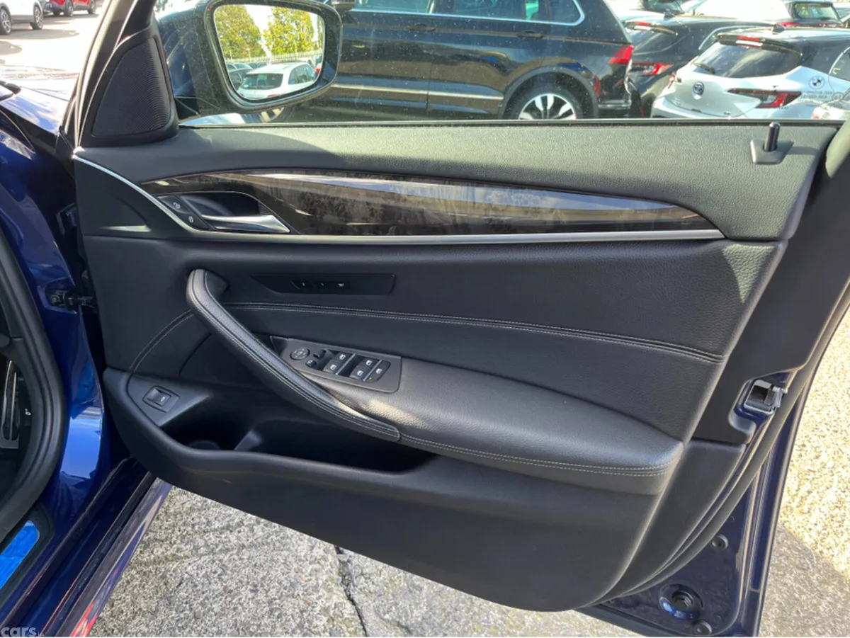 BMW 5-Series Saloon, Diesel, 2017, Blue