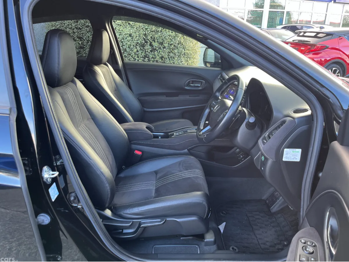 Honda Vezel SUV, Petrol Hybrid, 2021, Black