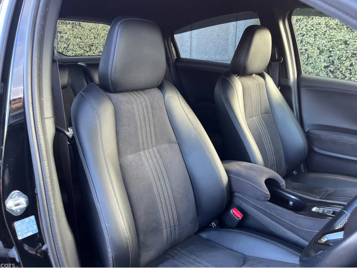 Honda Vezel SUV, Petrol Hybrid, 2021, Black