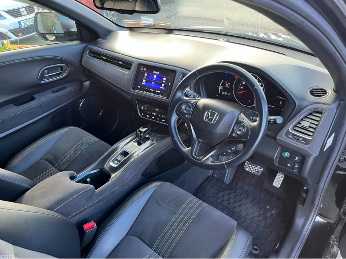 Honda Vezel SUV, Petrol Hybrid, 2021, Black