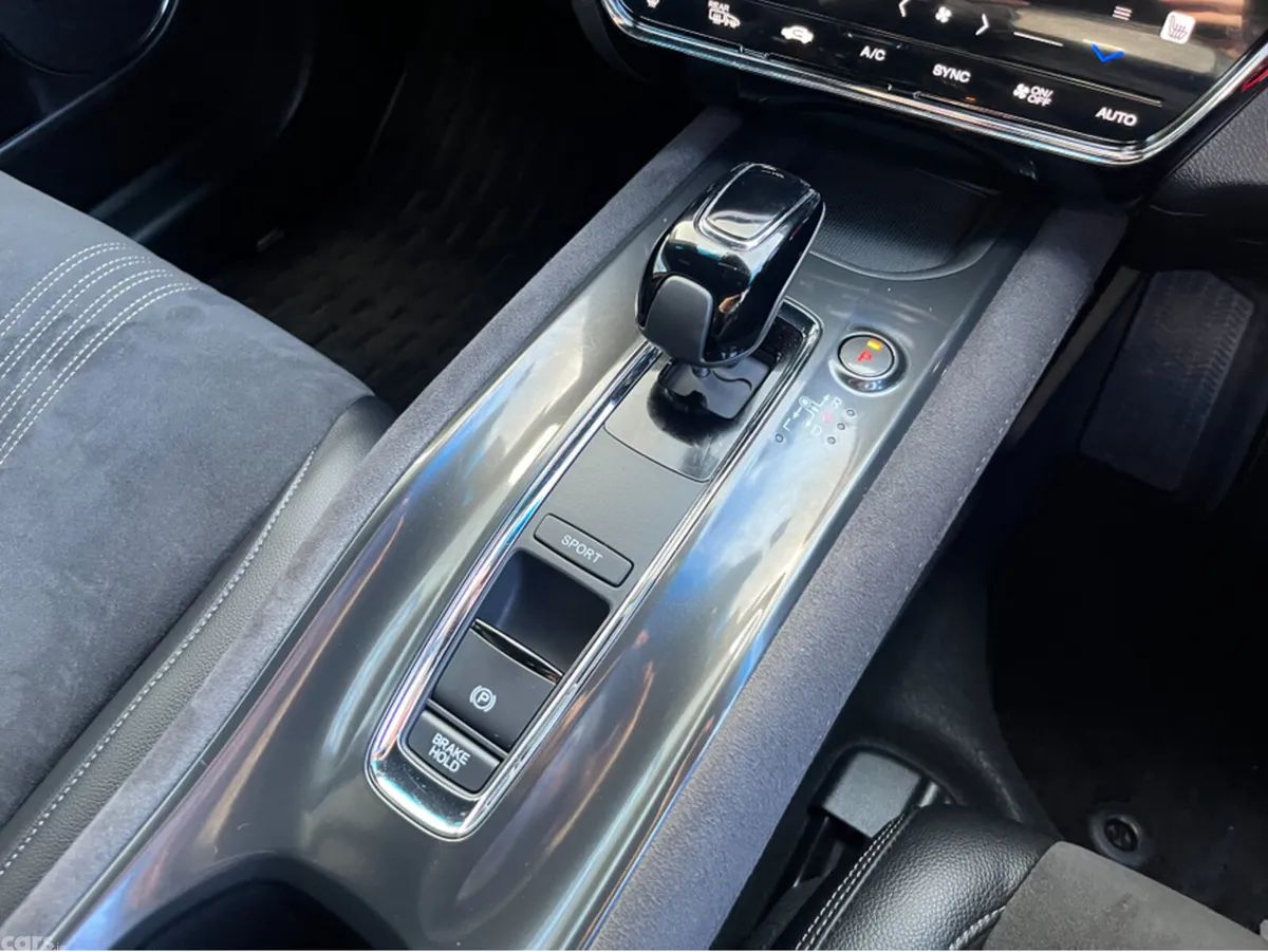 Honda Vezel SUV, Petrol Hybrid, 2021, Black