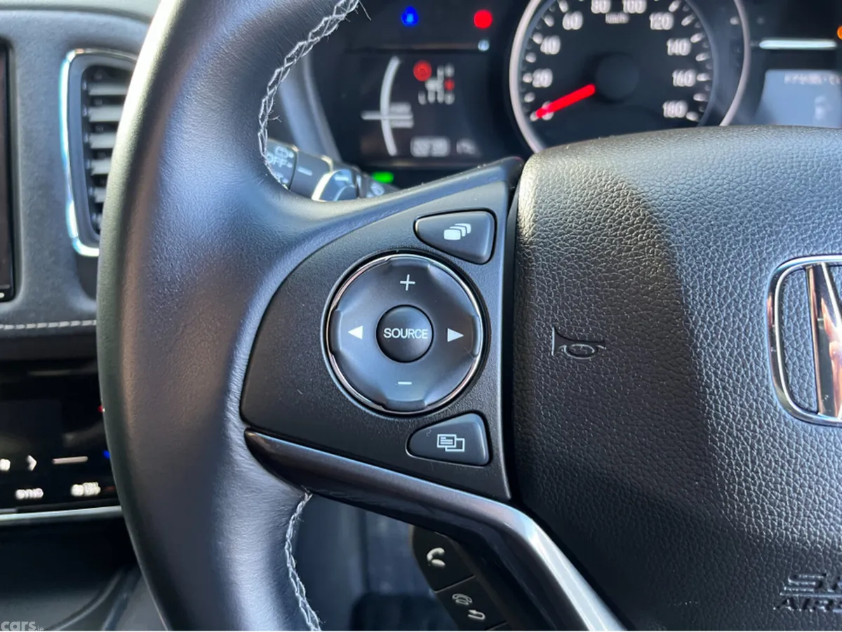 Honda Vezel SUV, Petrol Hybrid, 2021, Black