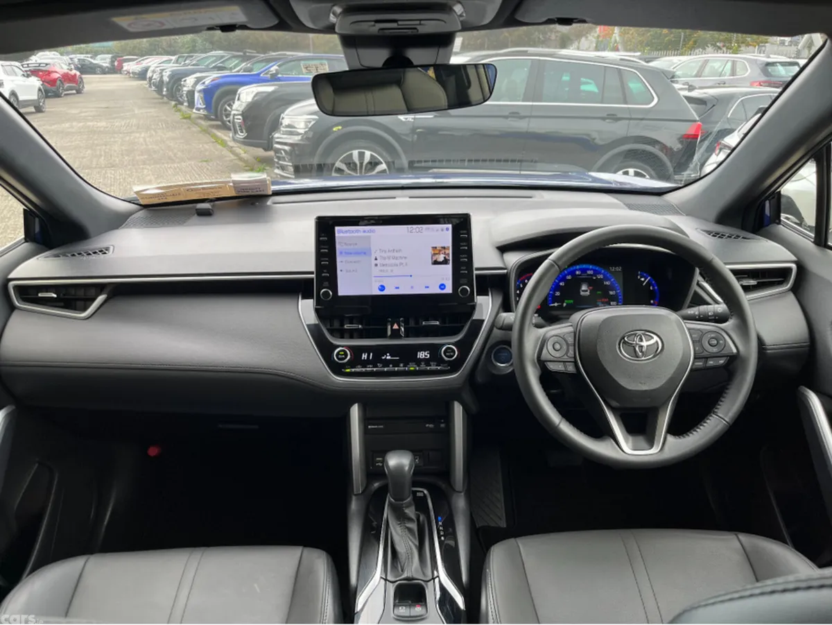 Toyota Corolla Cross SUV, Petrol Hybrid, 2022, Blue