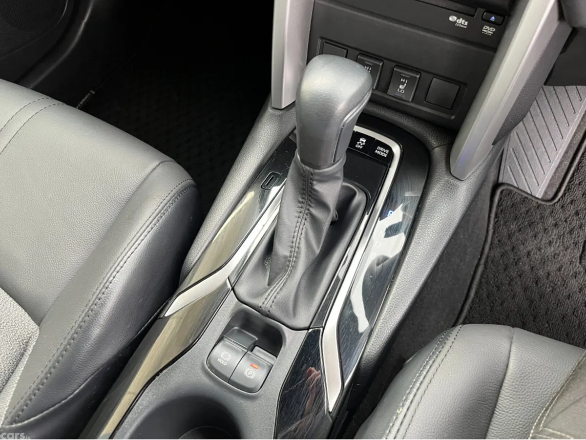 Toyota Corolla Cross SUV, Petrol Hybrid, 2022, Blue