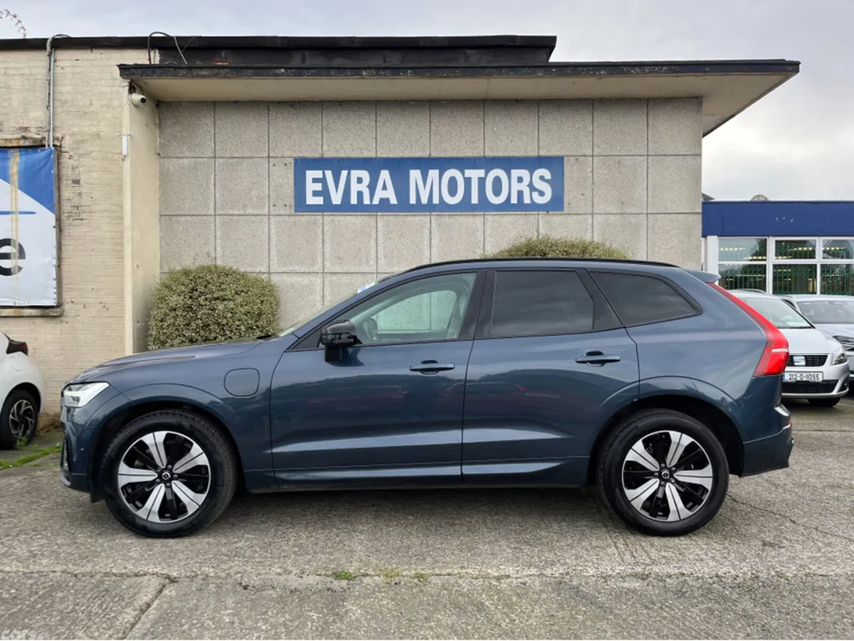 Volvo XC60 SUV, Petrol Plug-in Hybrid, 2024, Blue
