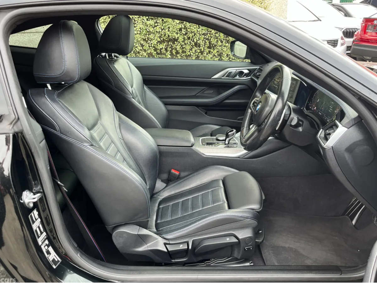 BMW 4-Series Coupe, Diesel, 2022, Black
