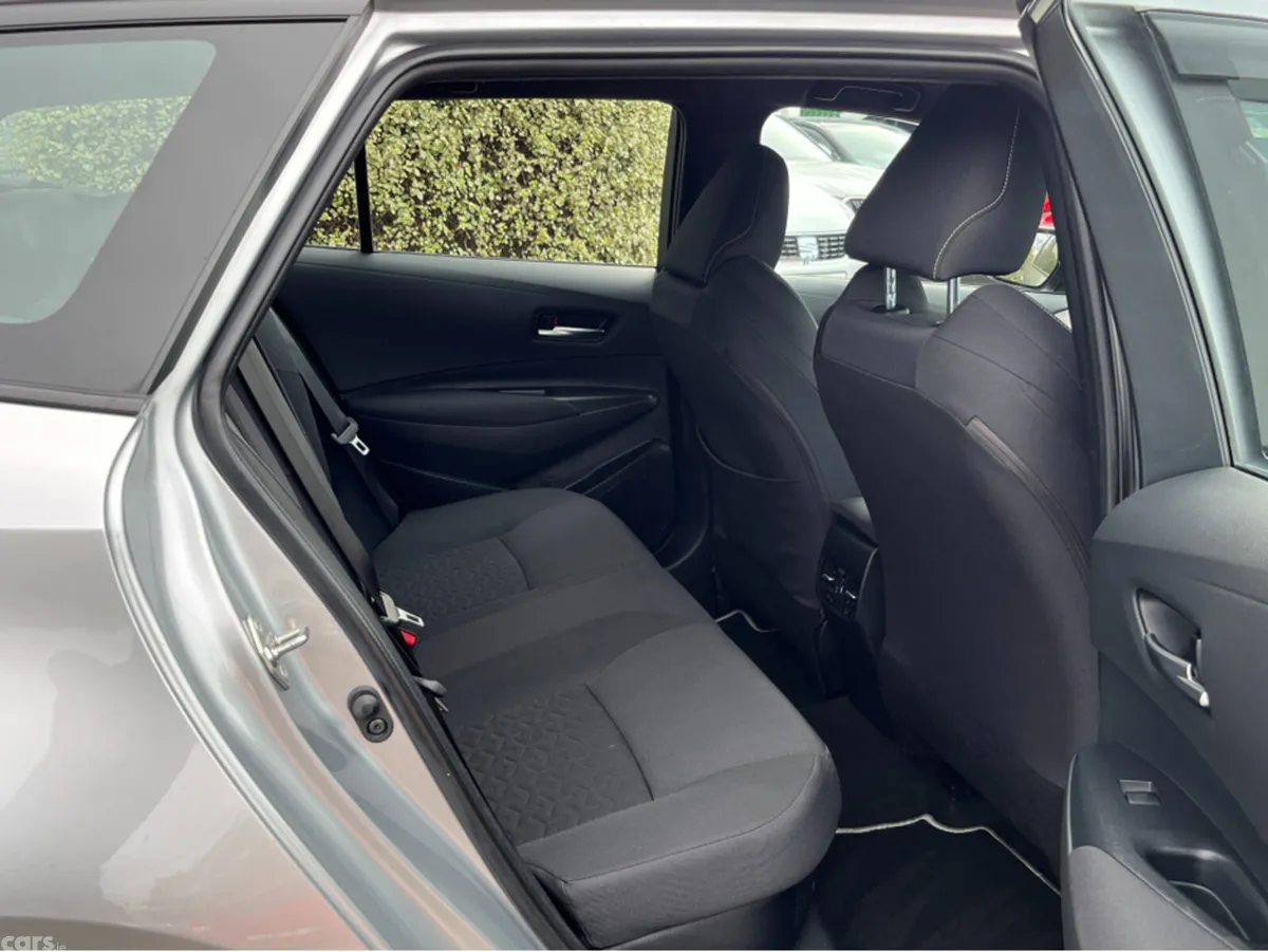 Toyota Corolla Estate, Petrol Hybrid, 2022, Grey