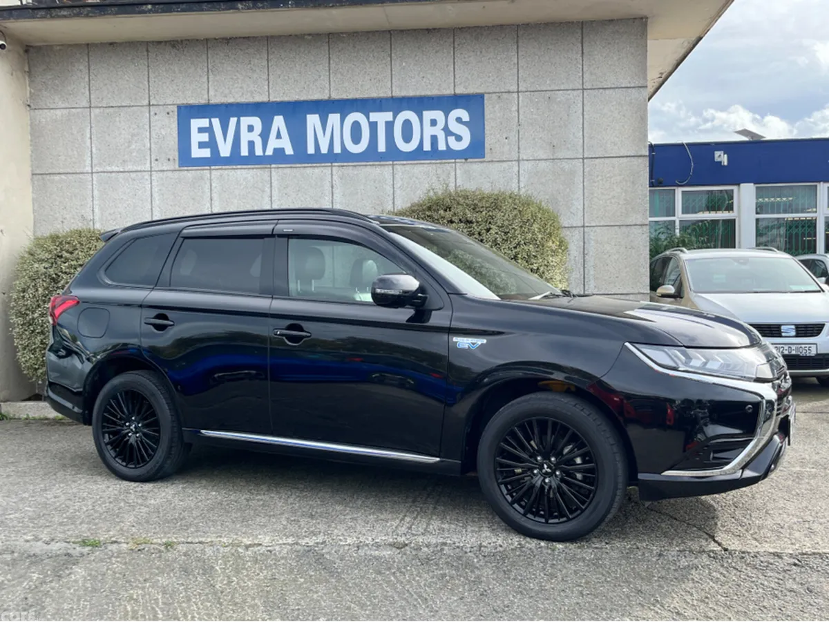 Mitsubishi Outlander SUV, Petrol Plug-in Hybrid, 2021, Black