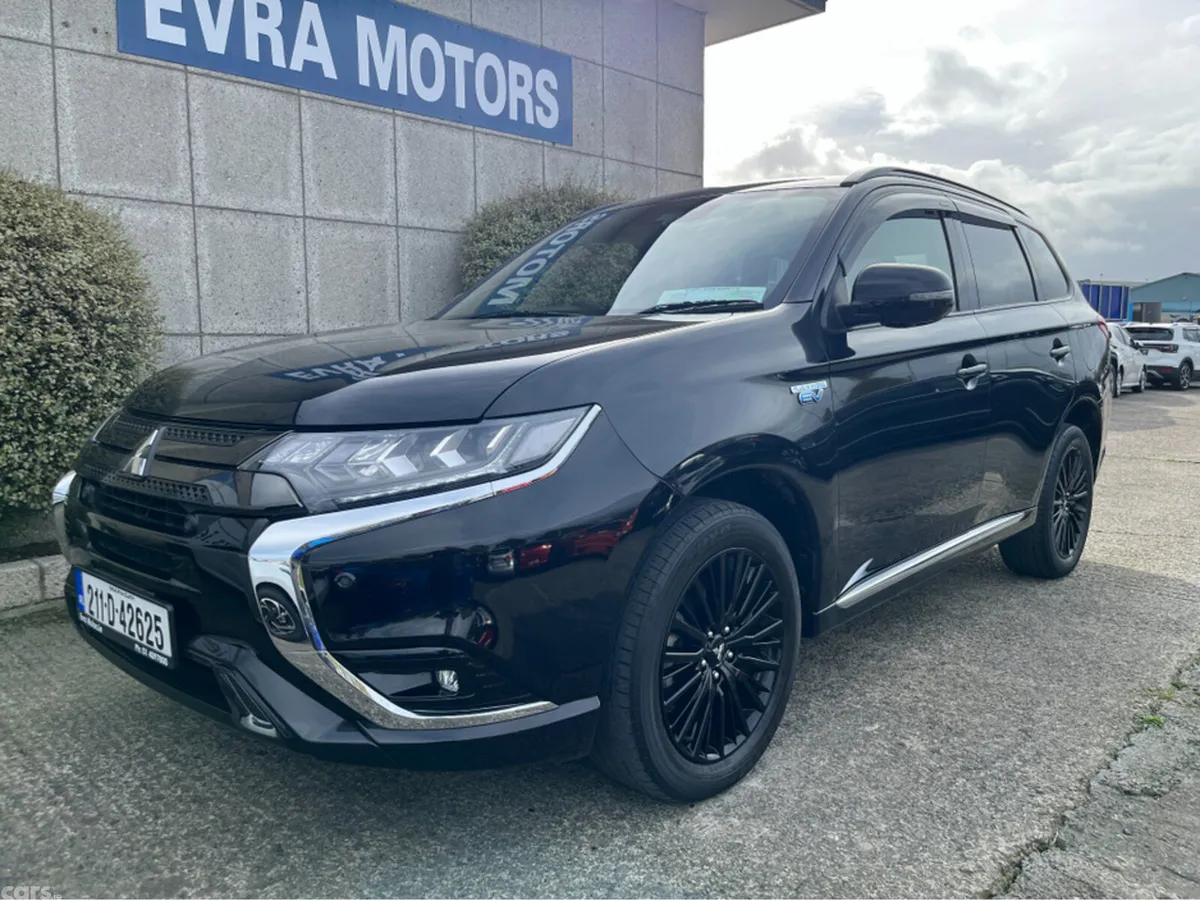 Mitsubishi Outlander SUV, Petrol Plug-in Hybrid, 2021, Black