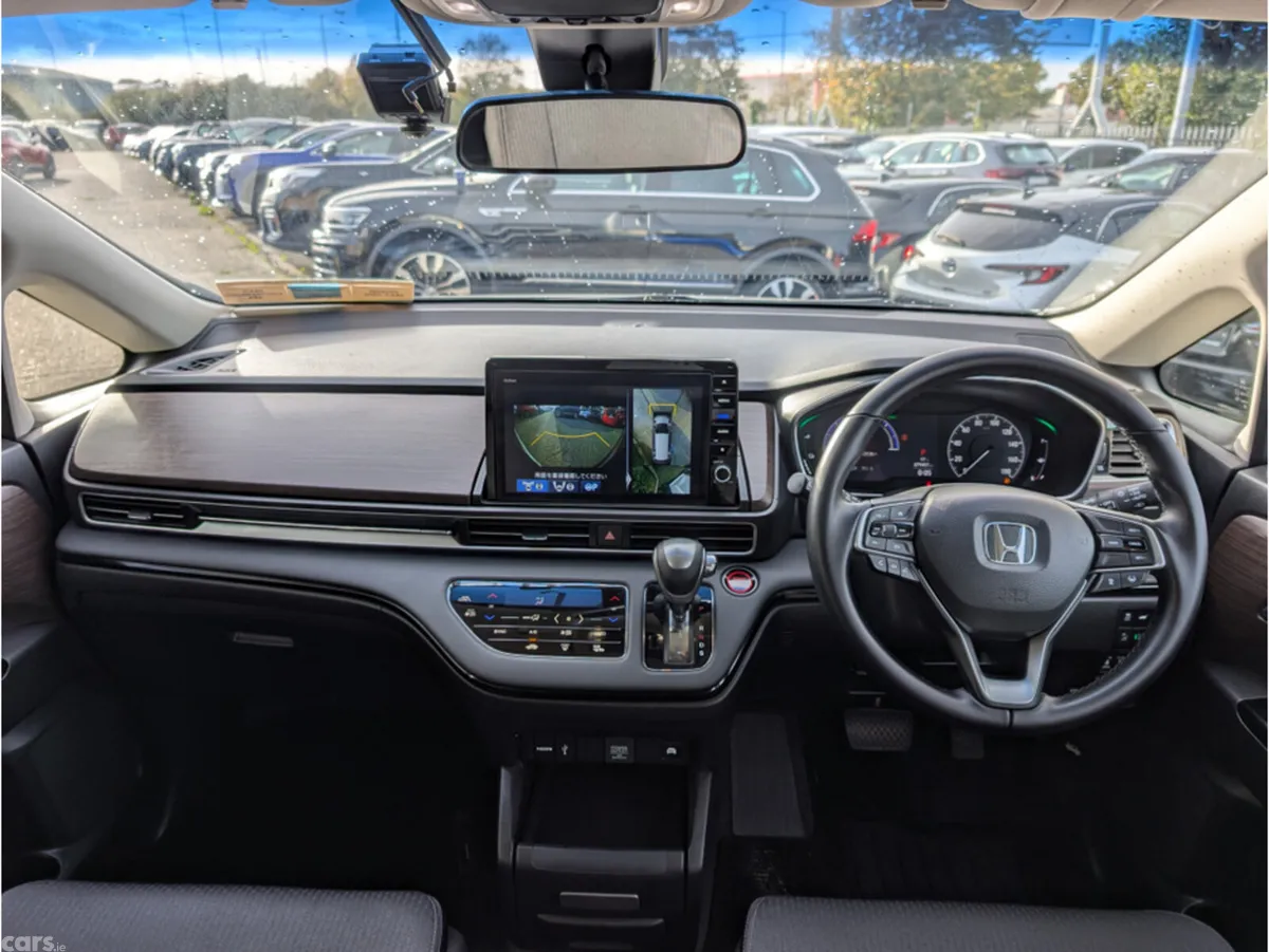 Honda Odyssey MPV, Petrol Hybrid, 2021, White