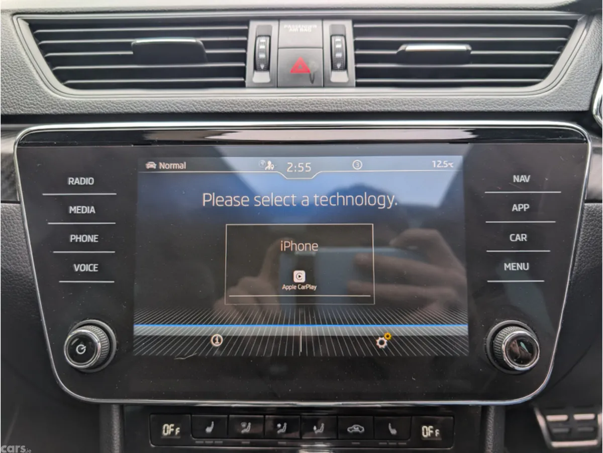 Skoda Superb Estate, Diesel, 2023, Blue