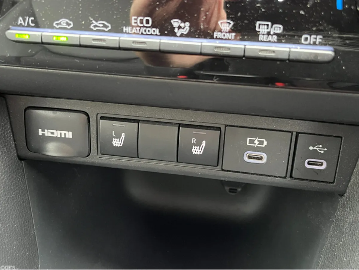 Toyota Yaris Cross SUV, Petrol Hybrid, 2025, Black