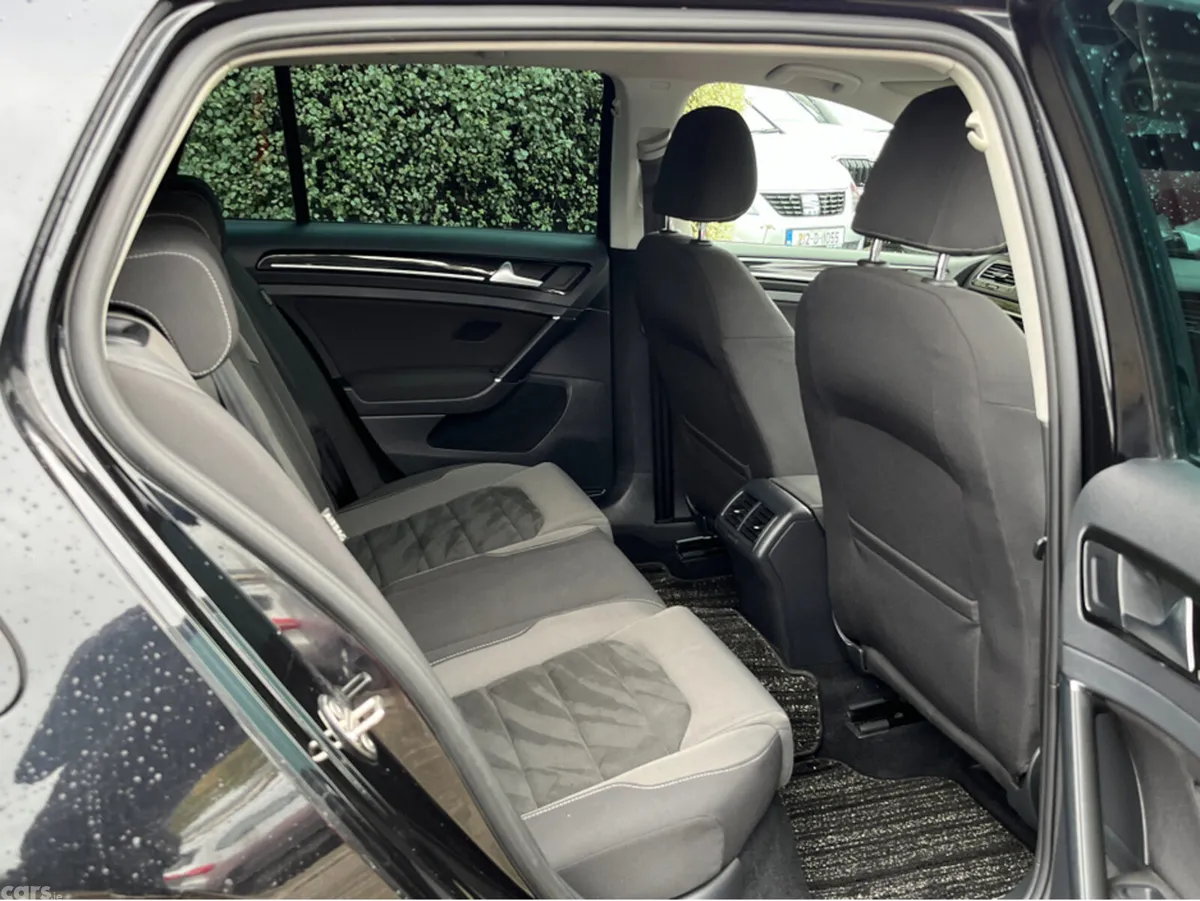 Volkswagen Golf Hatchback, Petrol, 2018, Black
