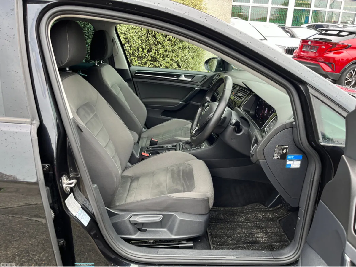 Volkswagen Golf Hatchback, Petrol, 2018, Black
