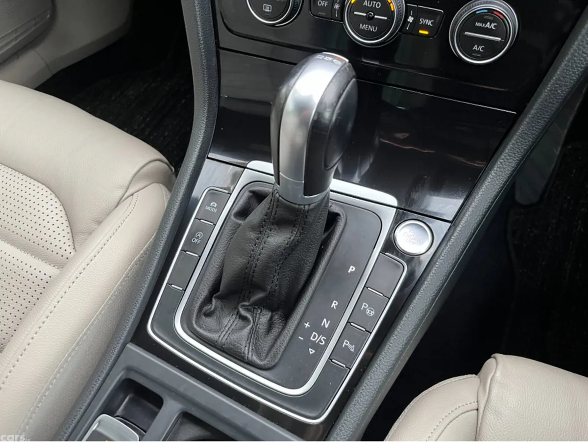 Volkswagen Golf Estate, Diesel, 2019, Blue