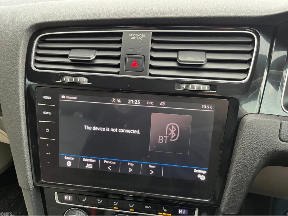 Volkswagen Golf Estate, Diesel, 2019, Blue