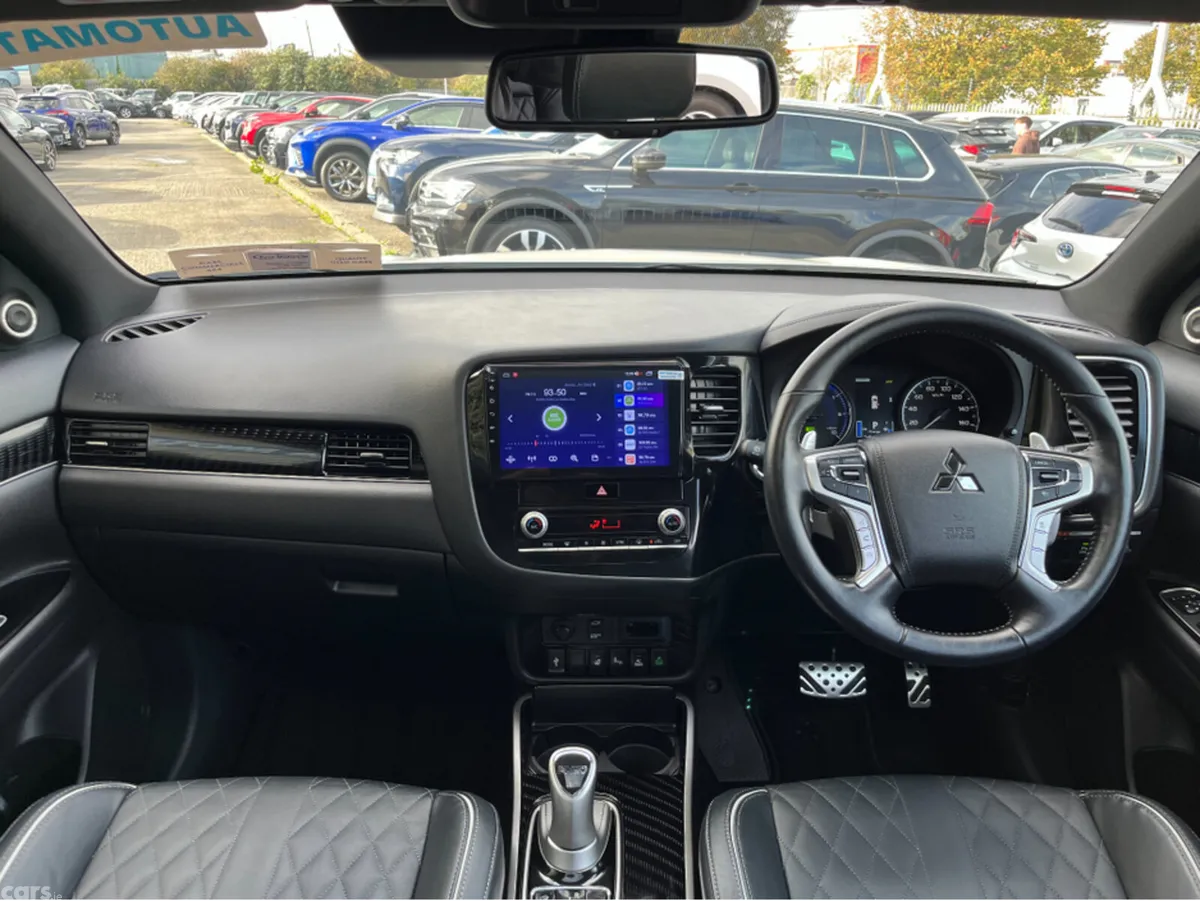 Mitsubishi Outlander SUV, Petrol Plug-in Hybrid, 2021, White