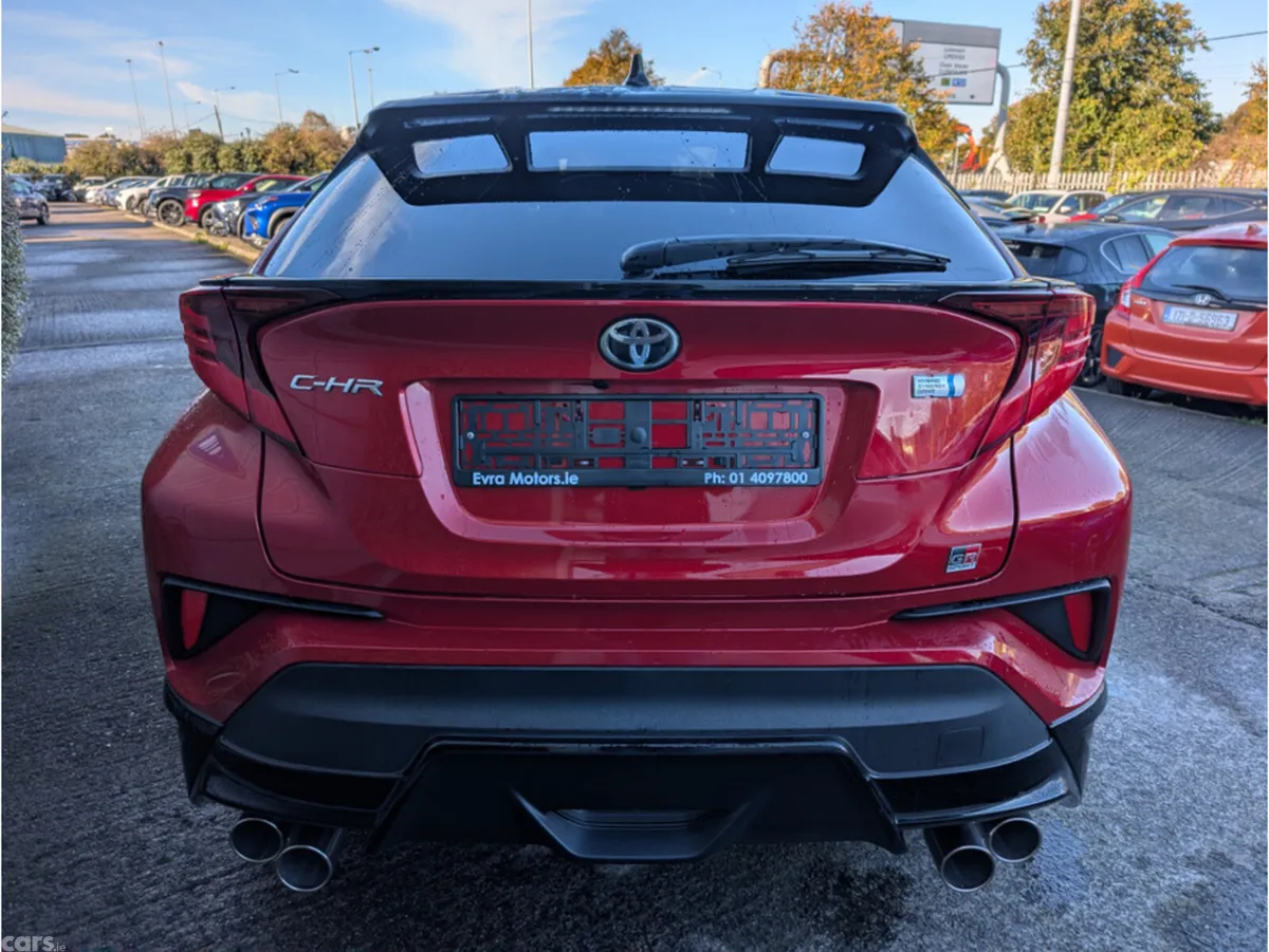 Toyota C-HR SUV, Petrol Hybrid, 2023, Red