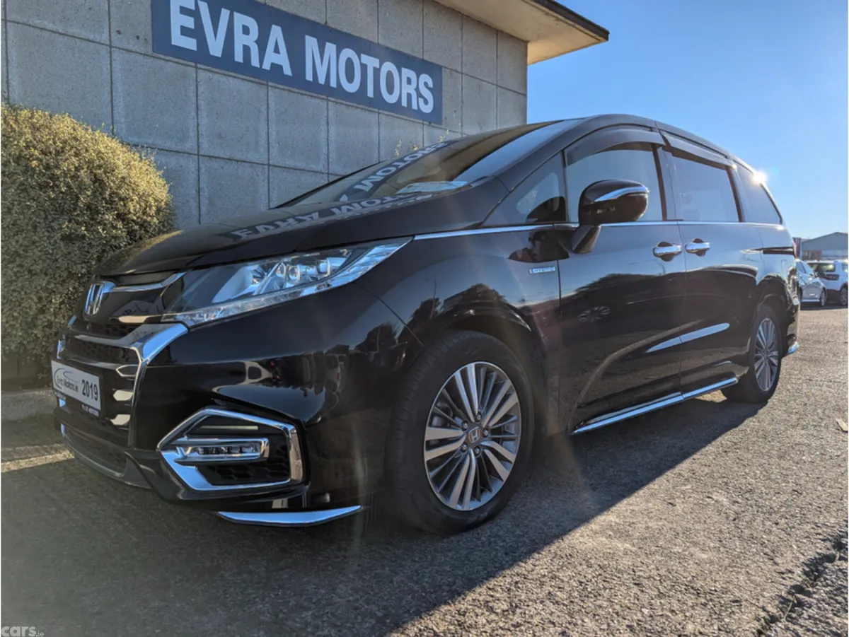 Honda Odyssey MPV, Petrol Hybrid, 2019, Blue