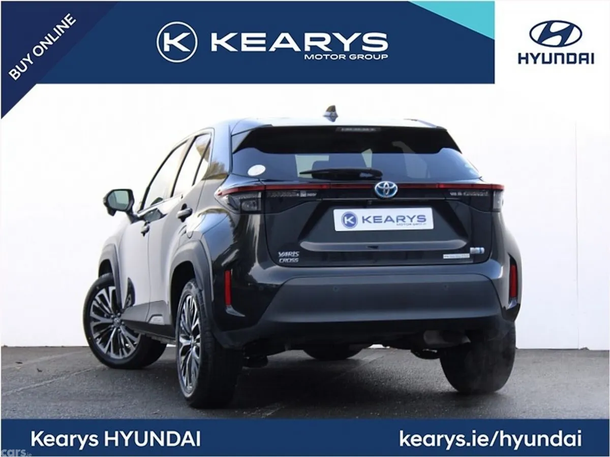 Toyota Yaris Cross Hatchback, Petrol Hybrid, 2021, Black