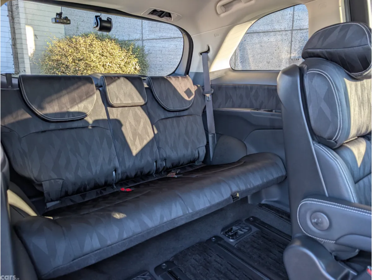 Honda Odyssey MPV, Petrol Hybrid, 2019, Blue