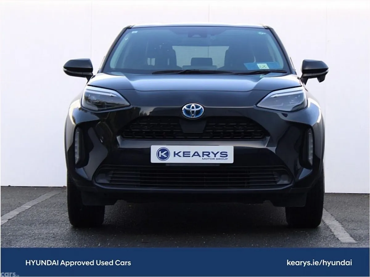 Toyota Yaris Cross Hatchback, Petrol Hybrid, 2021, Black