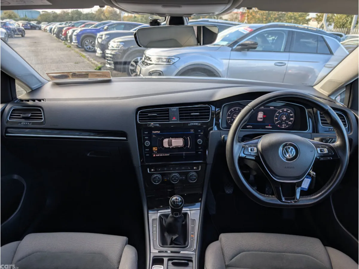 Volkswagen Golf Hatchback, Petrol, 2018, Grey