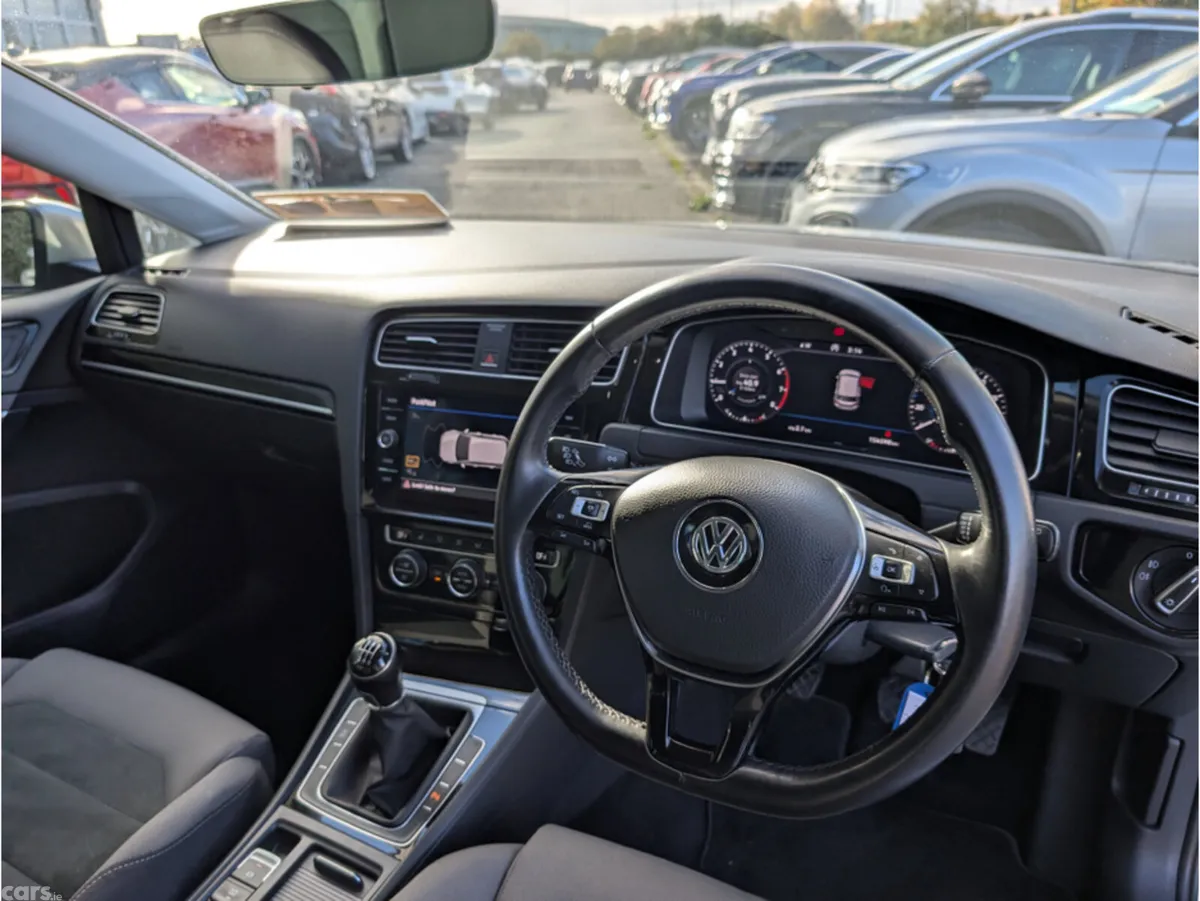 Volkswagen Golf Hatchback, Petrol, 2018, Grey