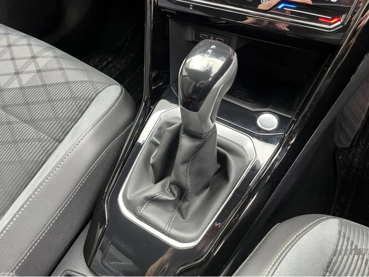 Volkswagen T-Roc SUV, Diesel, 2023, Grey