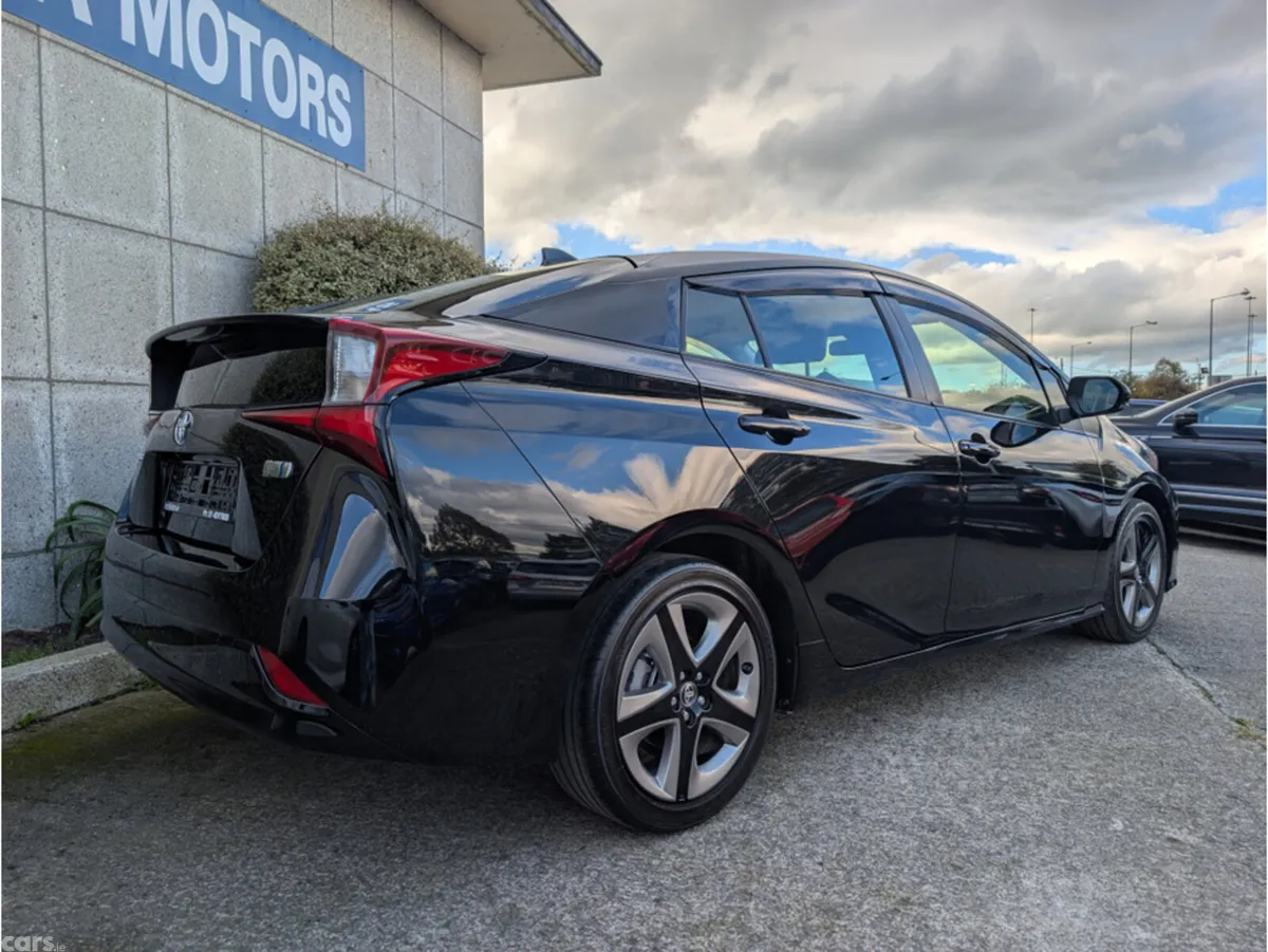 Toyota Prius Hatchback, Petrol Hybrid, 2022, Black