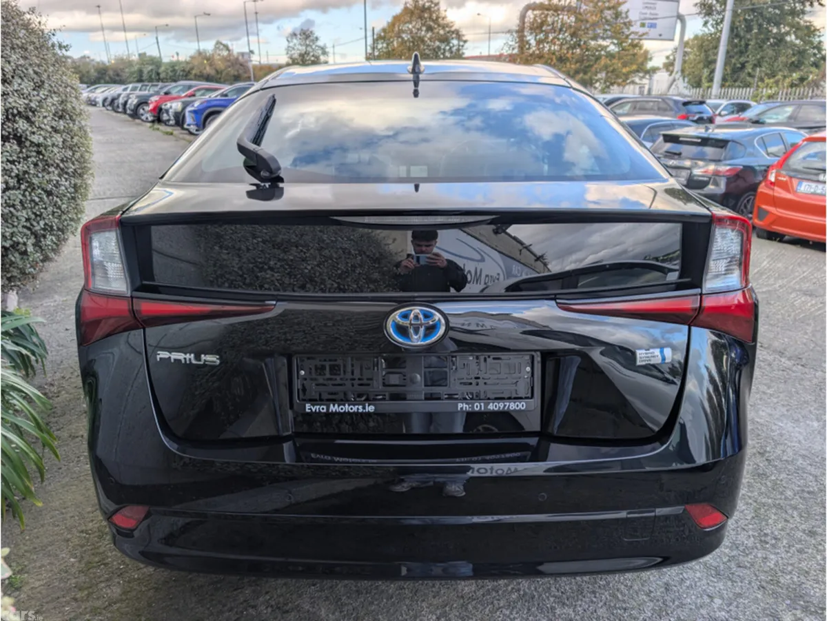 Toyota Prius Hatchback, Petrol Hybrid, 2022, Black
