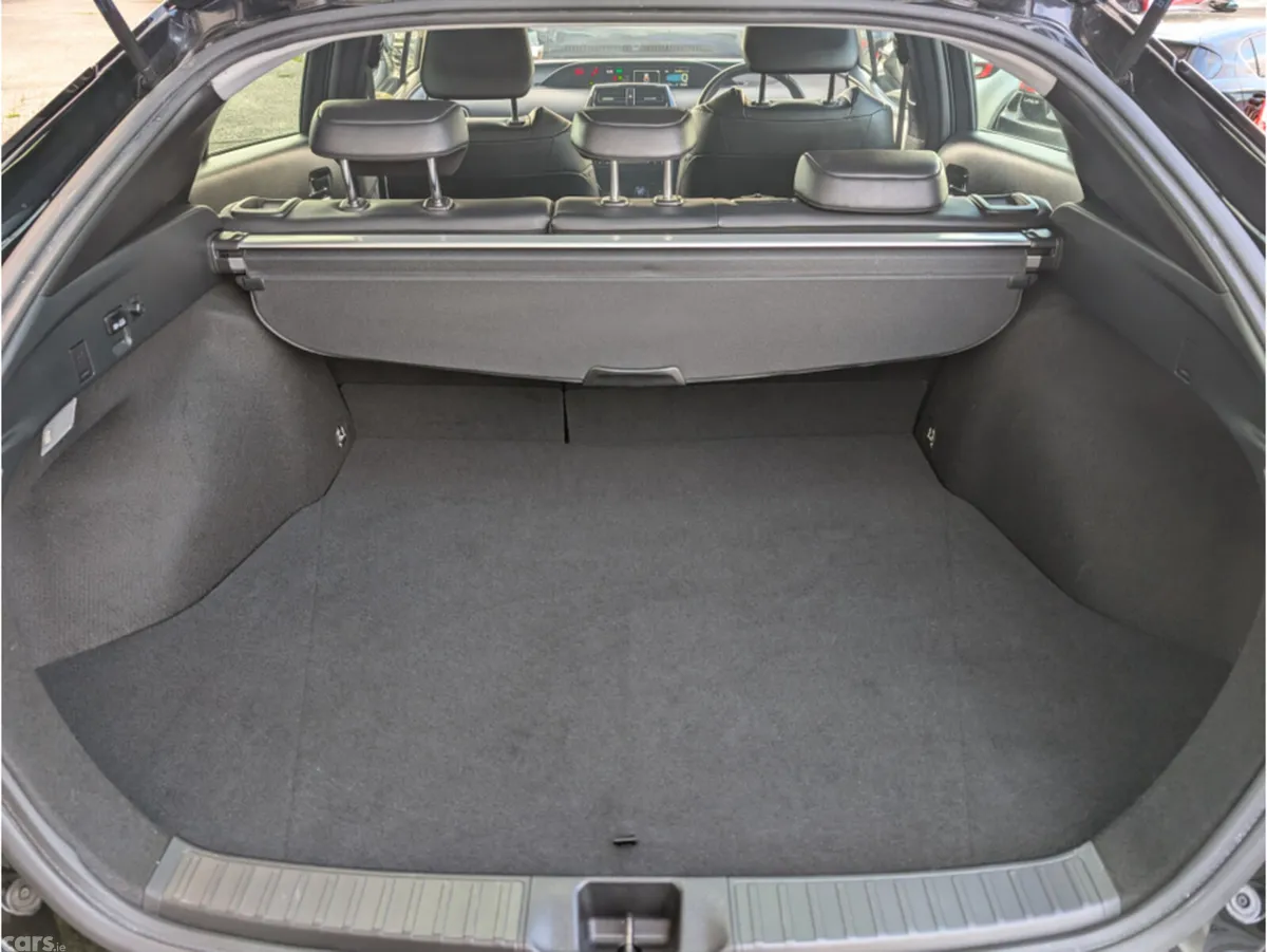 Toyota Prius Hatchback, Petrol Hybrid, 2022, Black