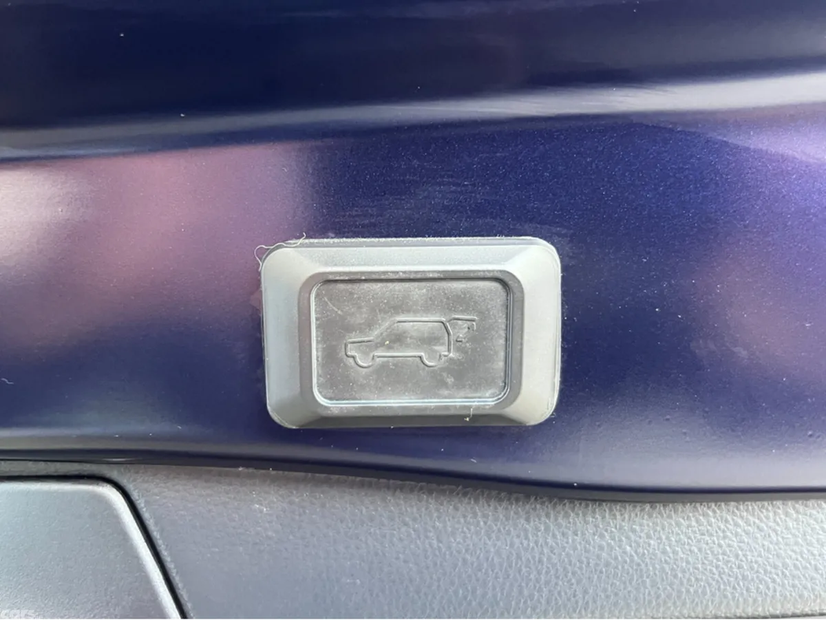 Toyota RAV4 SUV, Petrol Hybrid, 2019, Blue