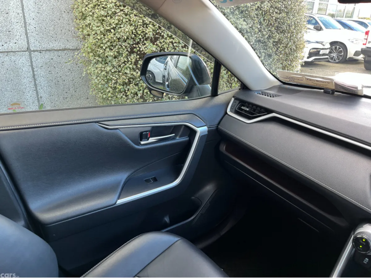 Toyota RAV4 SUV, Petrol Hybrid, 2019, Blue