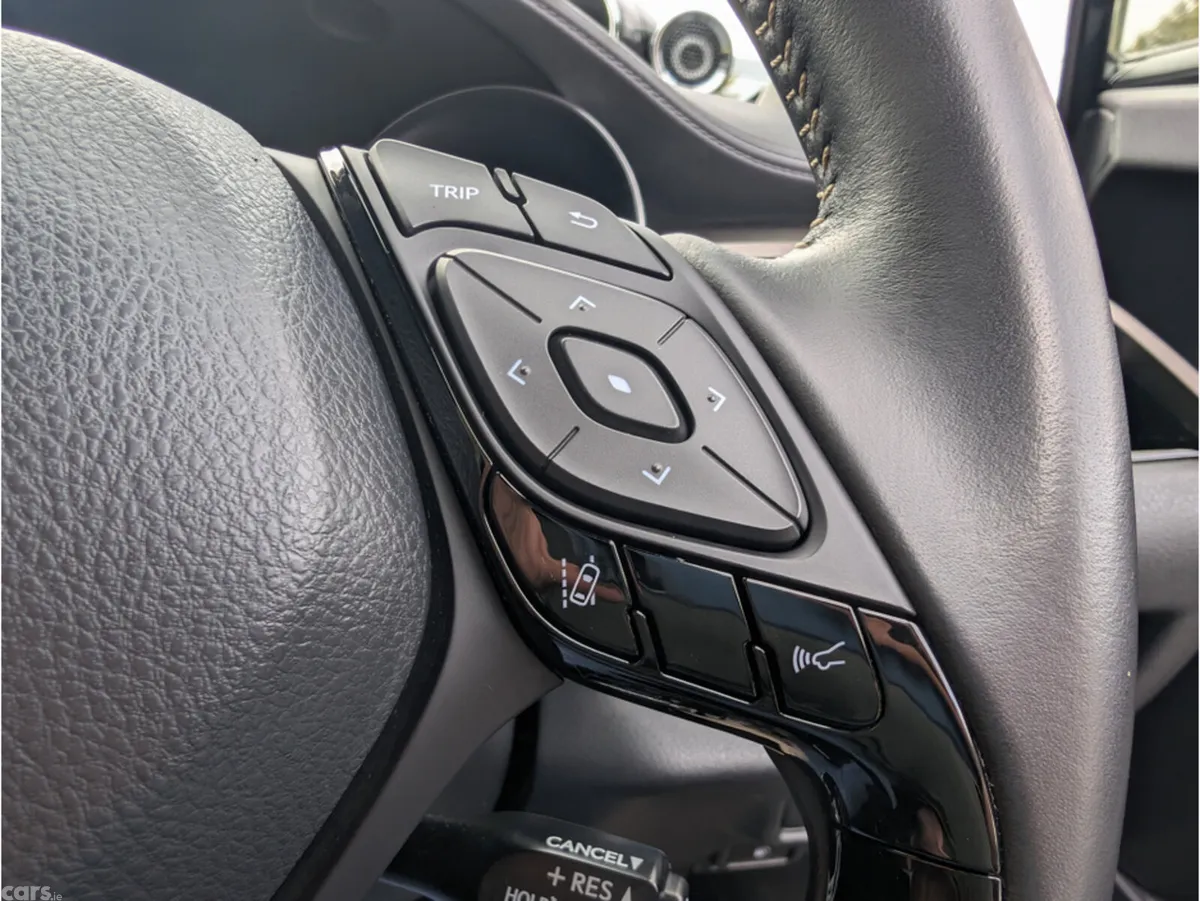 Toyota C-HR SUV, Petrol Hybrid, 2023, Black