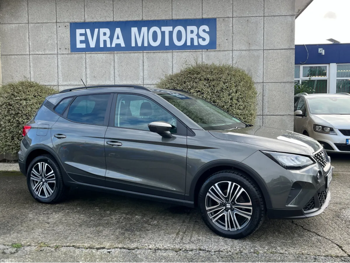 SEAT Arona SUV, Petrol, 2024, Green