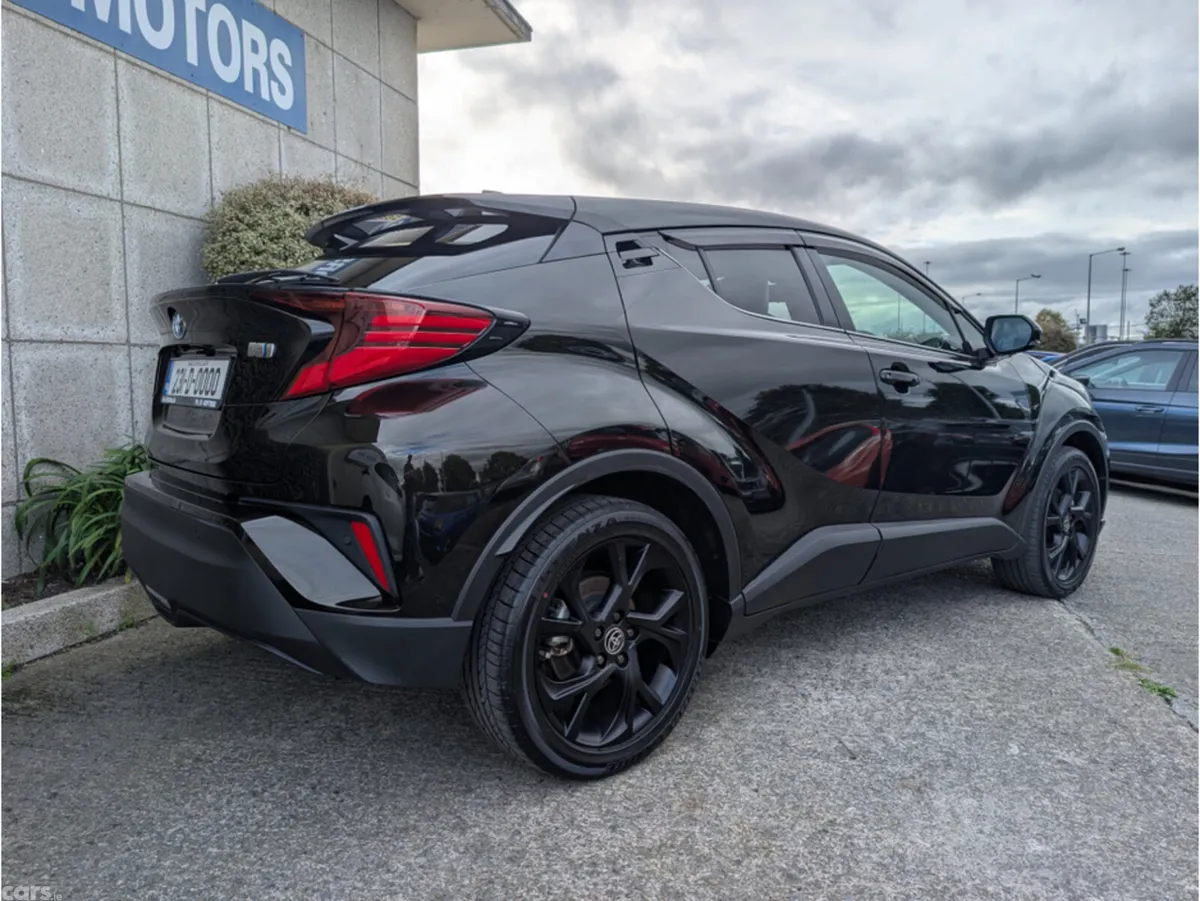 Toyota C-HR SUV, Petrol Hybrid, 2023, Black