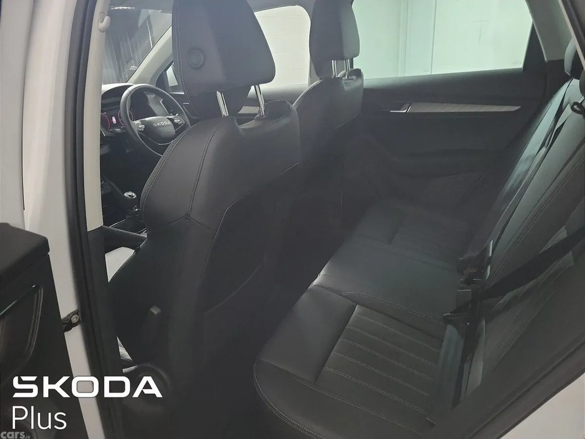 Skoda Karoq Estate, Diesel, 2026, White