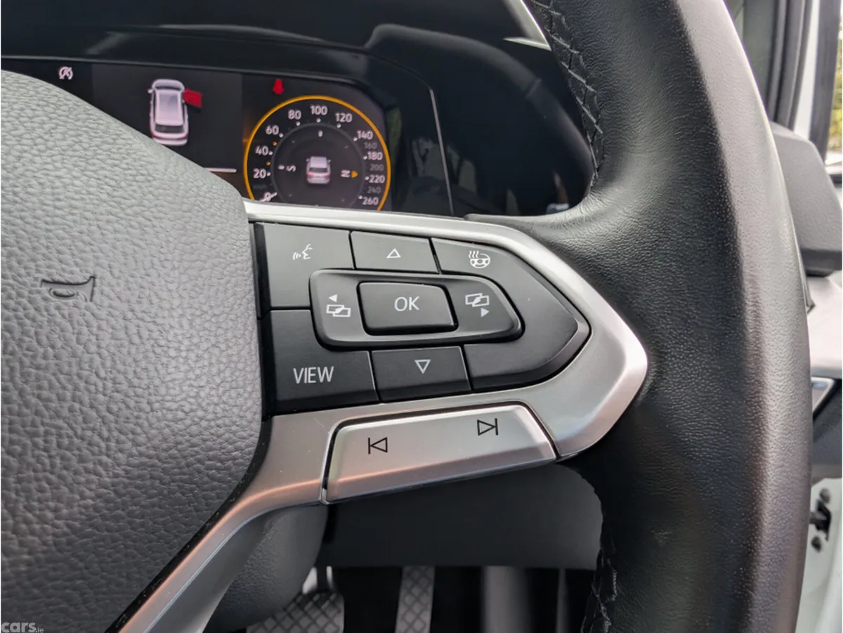 Volkswagen Golf Estate, Diesel, 2023, White