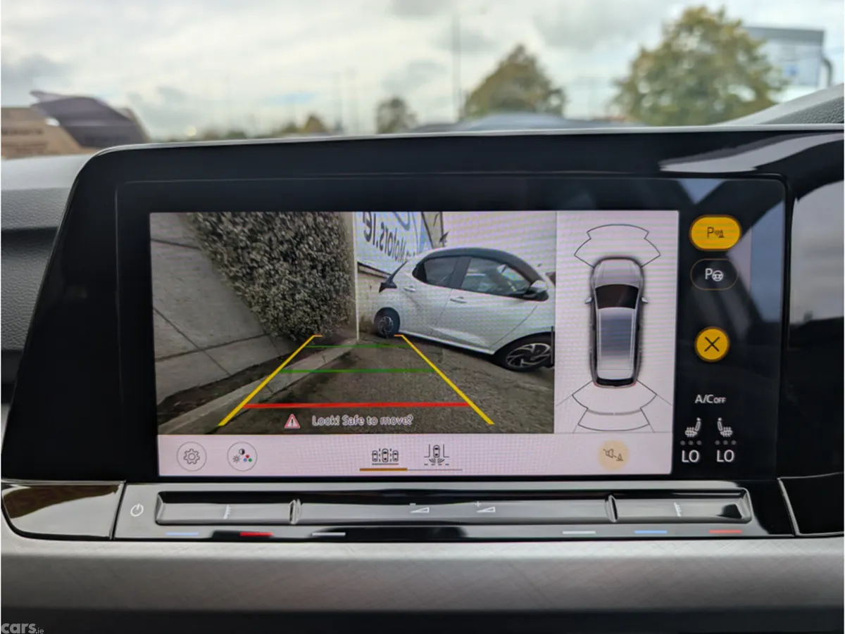Volkswagen Golf Estate, Diesel, 2023, White