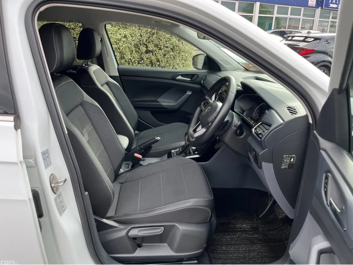 Volkswagen T-Cross SUV, Petrol, 2020, White