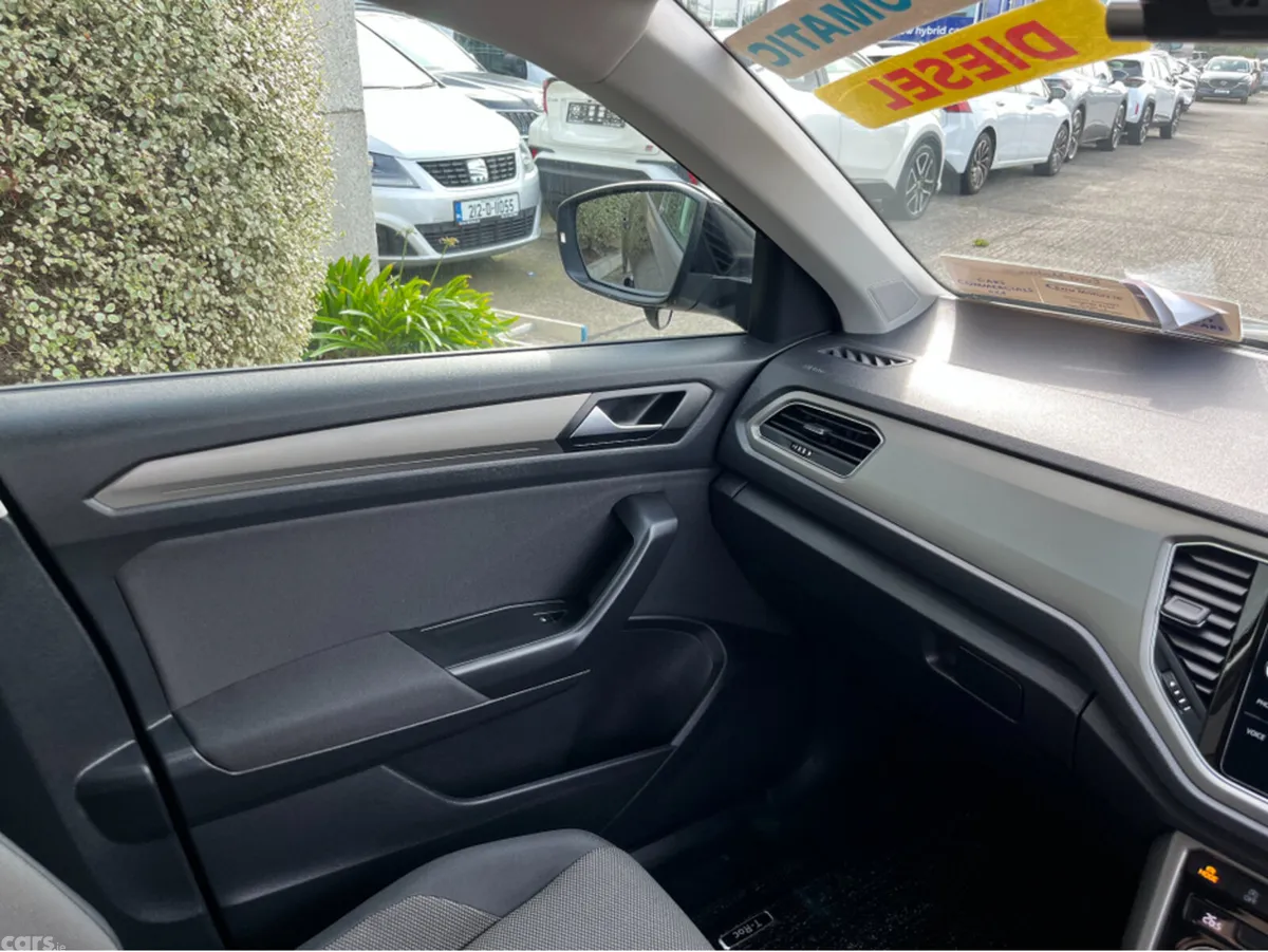 Volkswagen T-Roc SUV, Diesel, 2021, Black