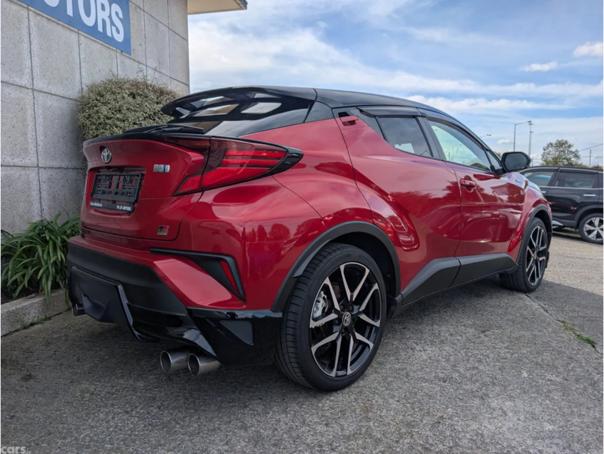 Toyota C-HR SUV, Petrol Hybrid, 2020, Red